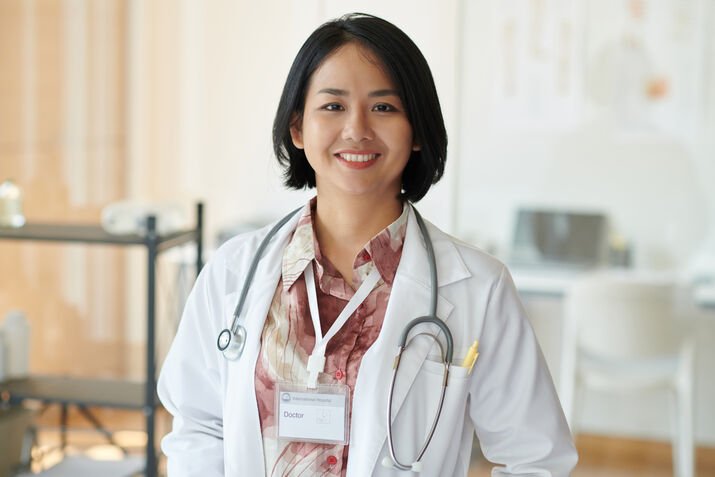 IN- HOUSE EMBRYOLOGIST